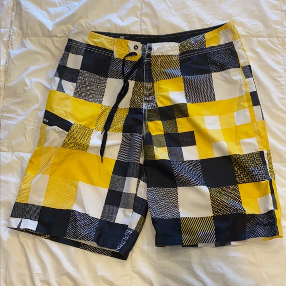 Analog board shorts
